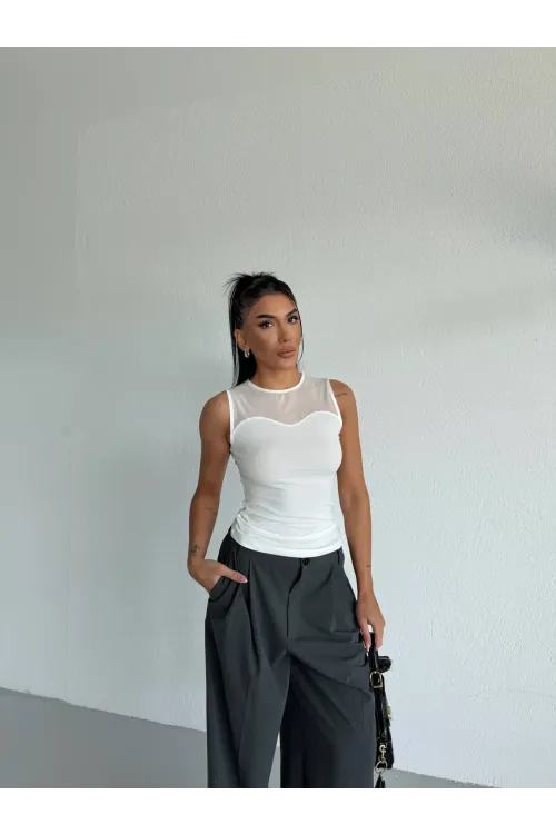 Kadın Beyaz Kolsuz Likralı Tül Detay Sandy Bluz HZL26W-FRY123721