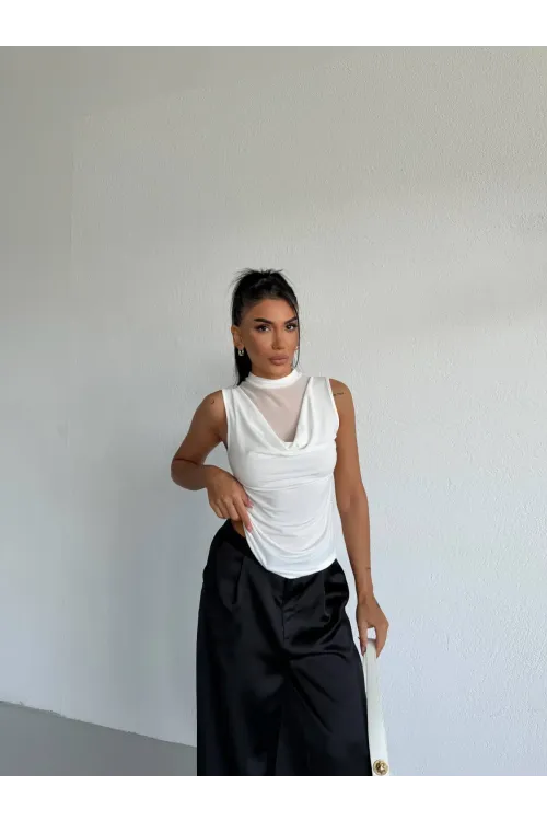 Kadın Beyaz Tül Detay Degaje Yaka Yanlardan Drapeli Sandy Bluz HZL26S-FRY123791