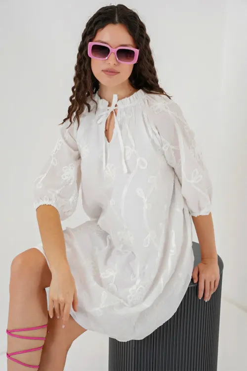 Kadın Desenli Kısa Elbise 2528 - Beyaz