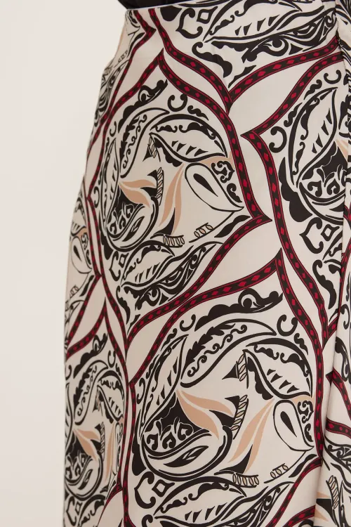 Kadın Siyah Bej Desenli Saten Etek 15877