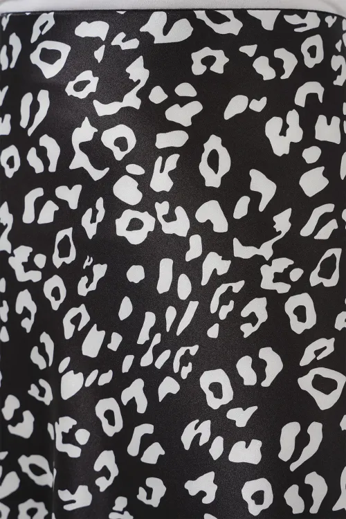 Kadın Siyah Beyaz Desenli Saten Etek 15806