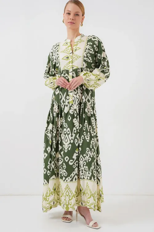 2423 Otantik Desenli Tesettür Elbise - B. Haki