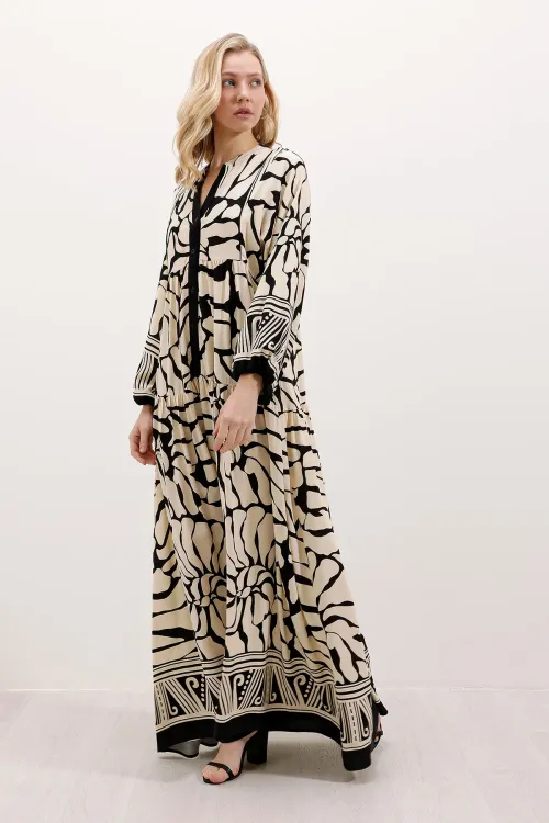 2423 Otantik Desenli Tesettür Elbise - C.Siyah