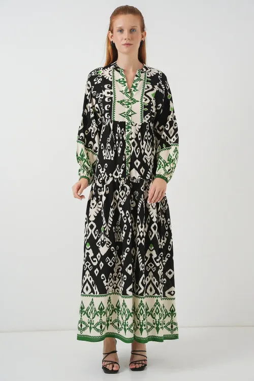 Kadın Desenli Uzun Tesettür Elbise 2585 - Siyah - Yeşil