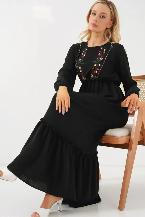 Kadın Nakışlı Uzun Tesettür Elbise 2550 - Siyah