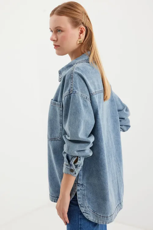 0694 Çift Cepli Oversize Denim Ceket - Buz Mavi