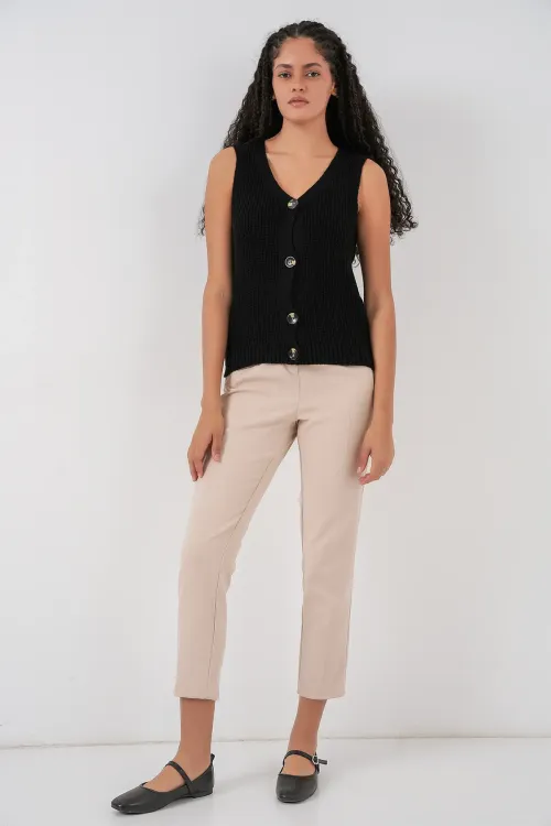 15881 Düğmeli Kısa Triko Yelek - Siyah