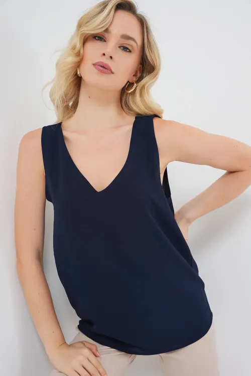 V Yaka Sıfır Kol Bluz 950 - Lacivert