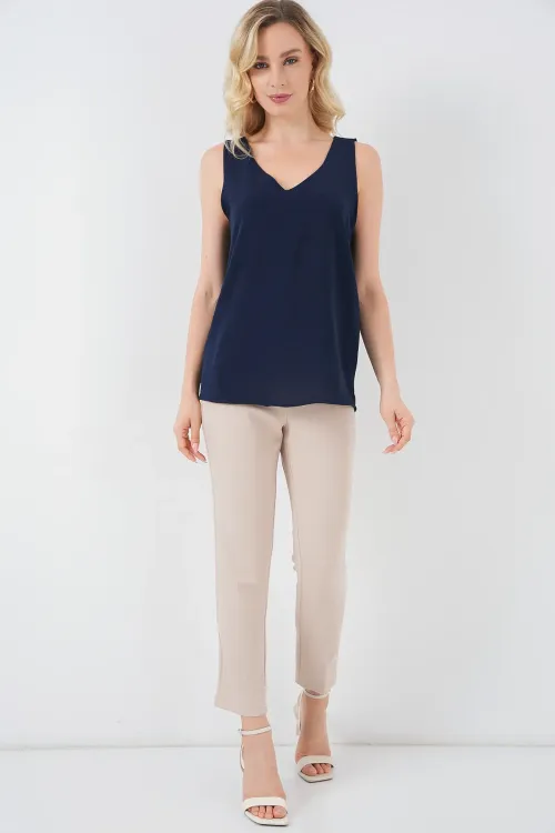 V Yaka Sıfır Kol Bluz 950 - Lacivert