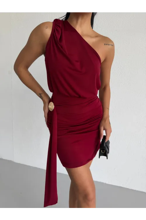 Kadın Bordo Tek Omuz Toka Detaylı Drapeli Sandy Kumaş Mini Elbise HZL26S-FRY123881
