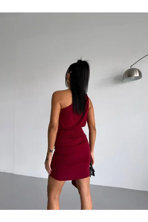 Kadın Bordo Tek Omuz Toka Detaylı Drapeli Sandy Kumaş Mini Elbise HZL26S-FRY123881