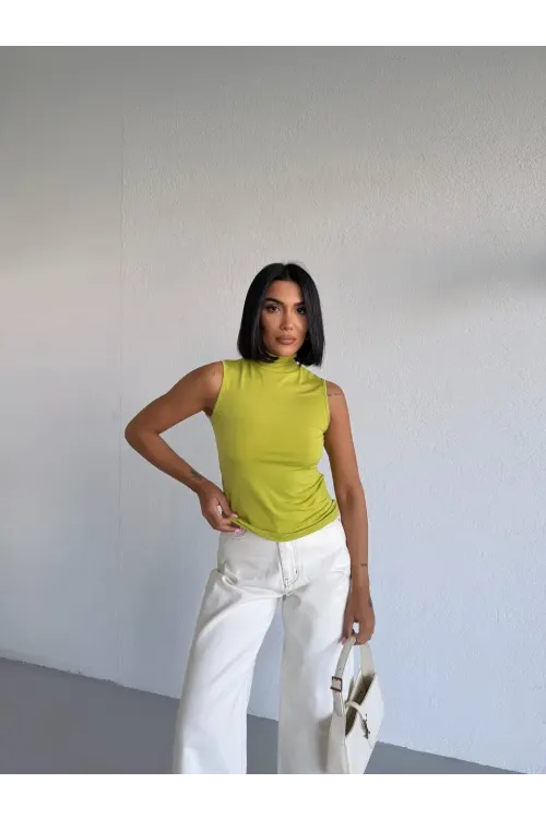 Kadın Fıstık Yeşil Balıkçı Yaka Sıfır Kol Sandy Crop Bluz HZL26S-FRY123931