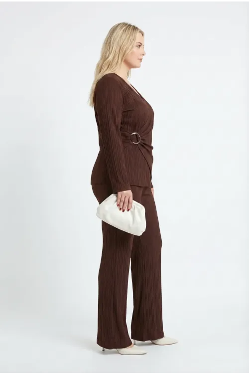 Kadın Kahverengi Büyük Beden Toka Detaylı Pliseli Alt Üst Abiye Takım HZL26W-PR10101
