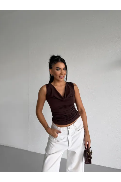 Kadın Kahverengi Degaje Yaka Yanlardan Drapeli Sandy Bluz HZL25S-FRY123131