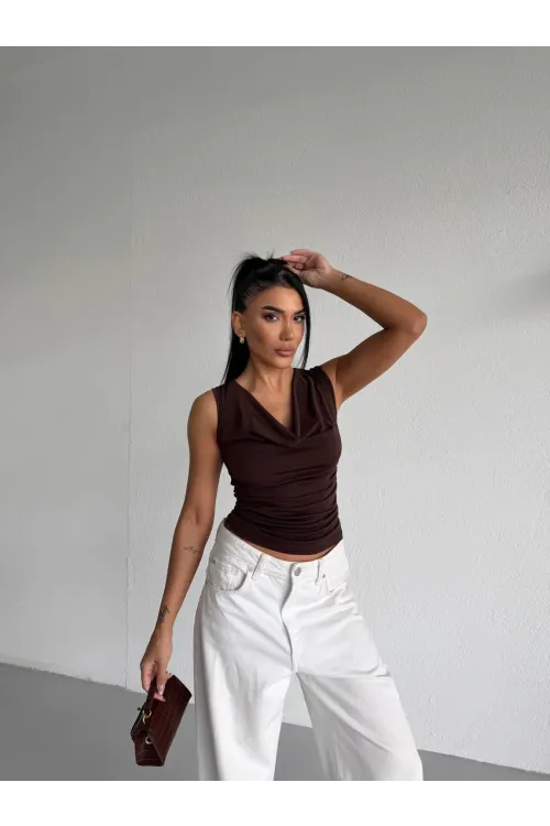 Kadın Kahverengi Degaje Yaka Yanlardan Drapeli Sandy Bluz HZL25S-FRY123131