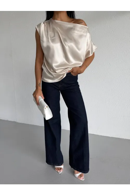 Kadın Krem Tek Omuz Asimetrik Kesim Saten Bluz HZL26W-FRY121171