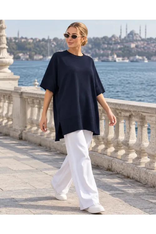 Kadın Lacivert Oversize Yandan Yırtmaçlı Uzun Yumuşak Dokulu Triko Kazak HZL28W-WM3390
