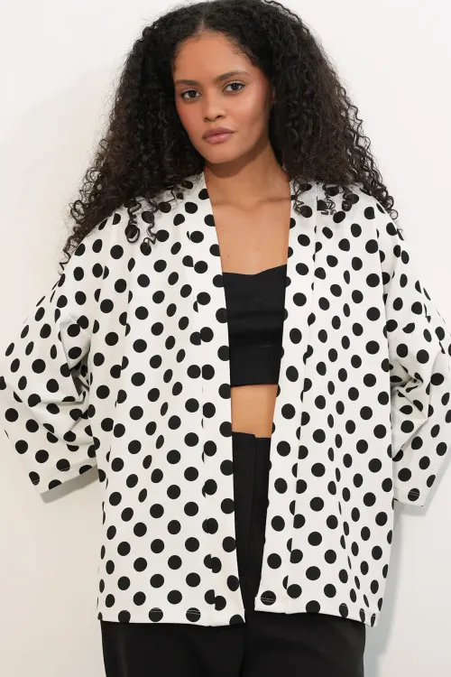 Kadın Örme Puantiyeli Kimono 5996 - Beyaz