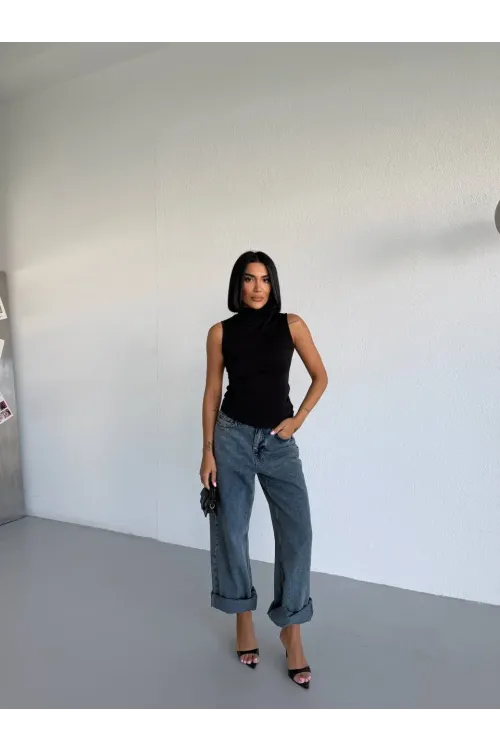 Kadın Siyah Balıkçı Yaka Sıfır Kol Sandy Crop Bluz HZL26S-FRY123931