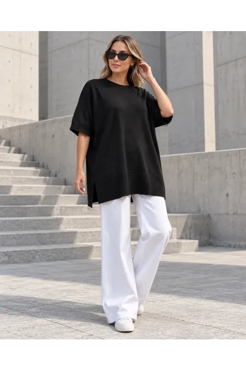 Kadın Siyah Oversize Yandan Yırtmaçlı Uzun Yumuşak Dokulu Triko Kazak HZL28W-WM3390