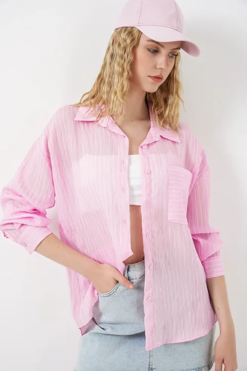 Kadın Tek Cepli Çizgili Oversize Gömlek 20375 - Pembe