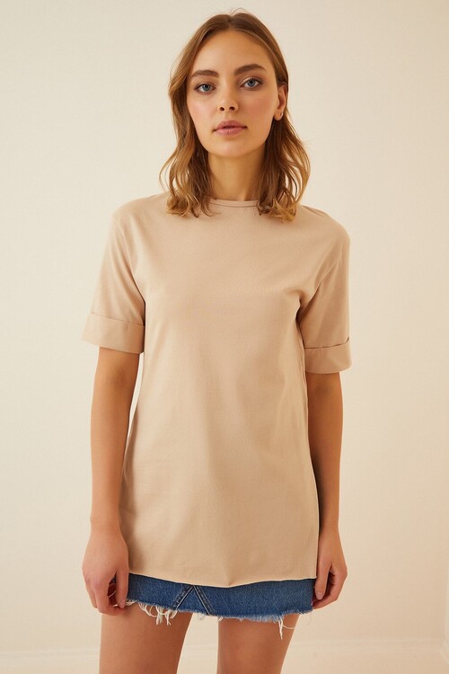 Kadın Bej Bisiklet Yaka Yandan Yırtmaçlı Kolu Katlı Oversize Örme T-Shirt HZL22S-BD143251