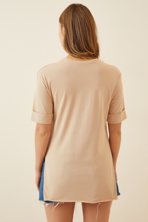 Kadın Bej Bisiklet Yaka Yandan Yırtmaçlı Kolu Katlı Oversize Örme T-Shirt HZL22S-BD143251