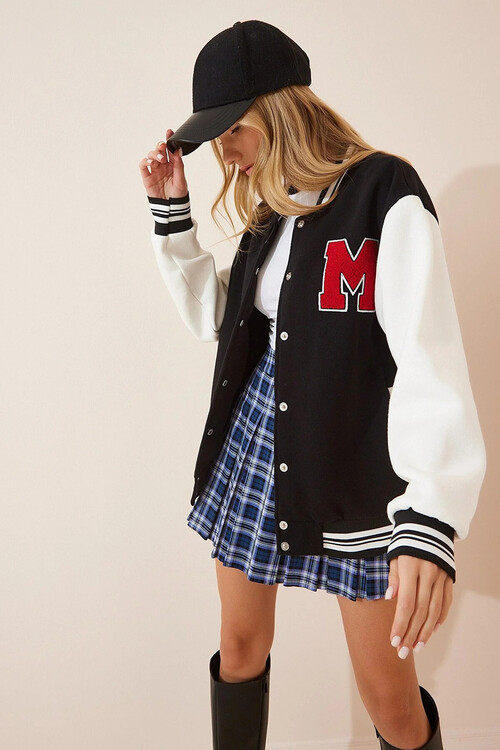 Kadın Siyah Harf Armalı Çıt Çıt Kapamalı Şardonlu Kolej Örme Mont HZL23W-BD1553861