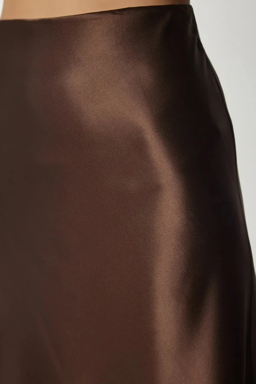Kadın Çikolata Saten Yüzeyli Beli Lastikli Midi Boy Etek Hzl23s-bd1101471