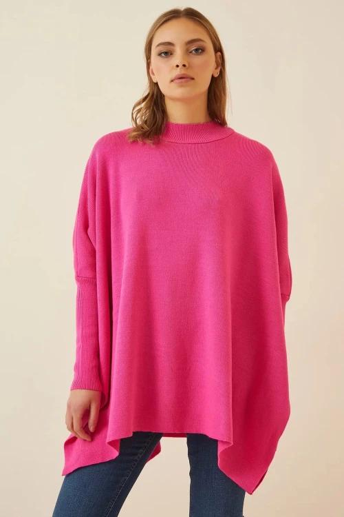 Kadın Canlı Pembe Oversize Yırtmaçlı Panço Triko Kazak  HZL23W-BD1100761