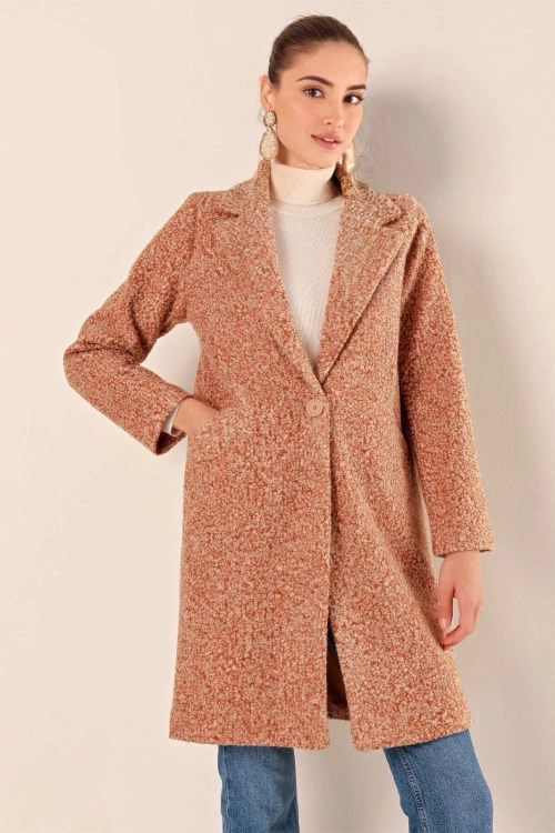 Kadın Kırçıllı Camel Tek Düğmeli Çift Cepli Astarlı Buklet Kaşe Kaban HZL22W-BD190821