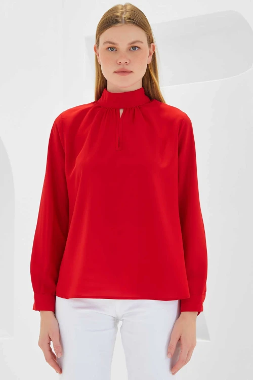 Kadın Kırmızı Pencere Detaylı Dökümlü Uzun Kollu Bluz HZL22S-BD104181