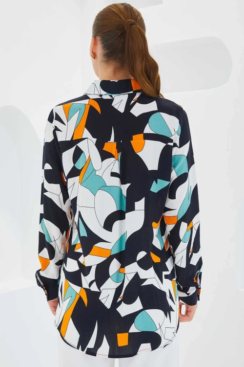 Kadın Siyah Beyaz Geometrik Desenli Uzun Kolllu Oversize Viskon Gömlek HZL24S-BD1202251