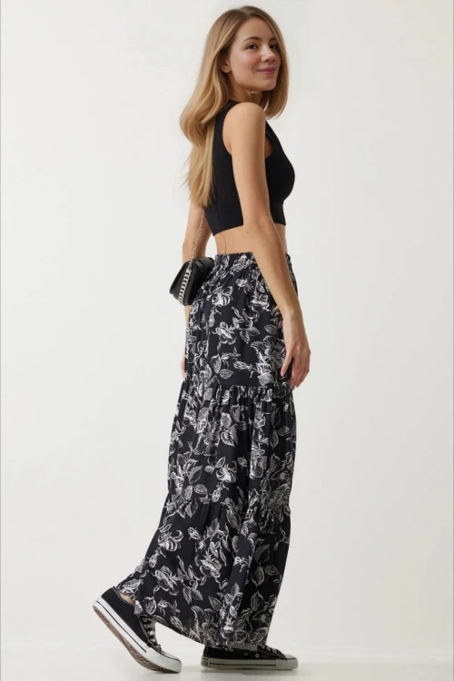 Kadın Siyah Çiçek Desenli Beli Lastikli Volanlı Uzun Viskon Etek HZL24S-BD180071