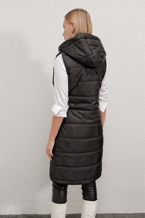 Kadın Siyah Sabit Kapüşonlu Astarlı Uzun Şişme Yelek HZL22W-BD151401