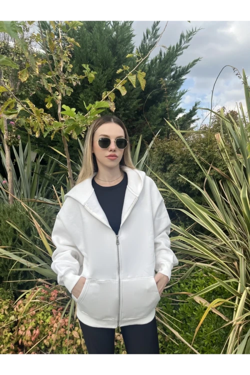 Kadın Beyaz Kapüşonlu Fermuarlı Şardonlu Oversize Sweatshirt HZL24W-ZK146