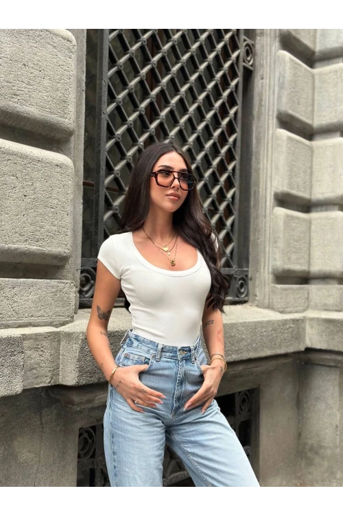 Kadın Beyaz Oval Yaka T-Shirt HZL25S-ZK11681