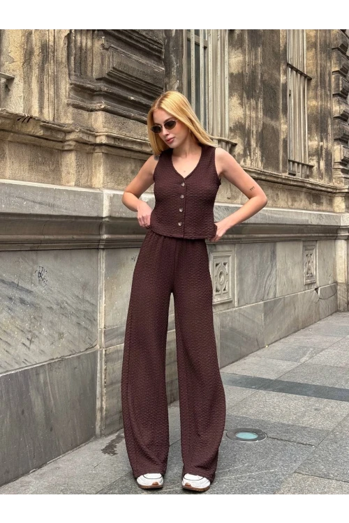 Kadın Kahverengi Beli Lastilkli Gofre Kumaş Pantolon HZL24S-ZK13261