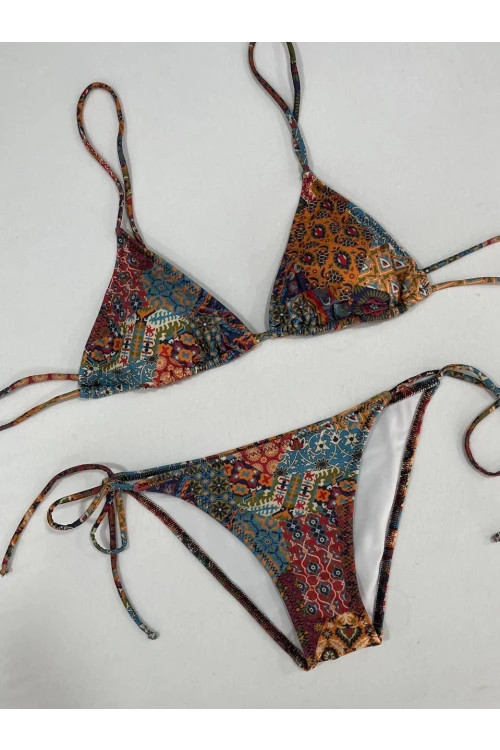 Kadın Kahverengi Etnik Desen Boyundan İp Bağlamalı Üçgen Bikini Takımı HZL25S-LC5005