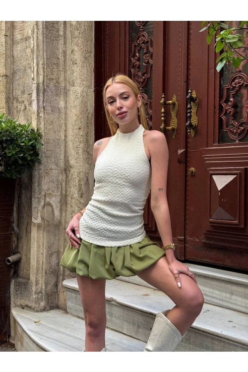 Kadın Krem Boyundan Bağlamalı Gofre Kumaş Bluz HZL25S-ZK13631