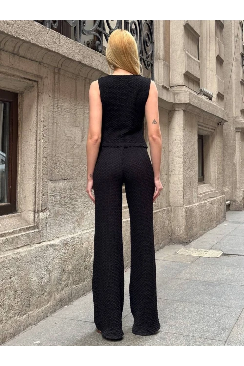 Kadın Siyah Beli Lastilkli Gofre Kumaş Pantolon HZL24S-ZK13261
