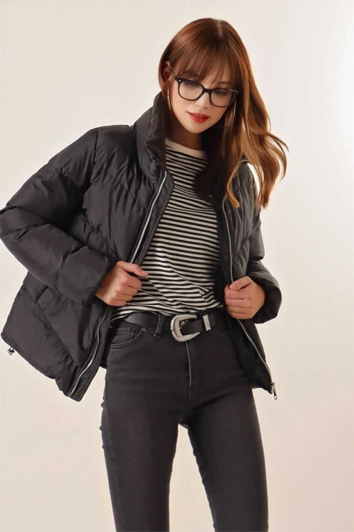 Kadın Siyah Dik Yaka Bel Büzgülü Şişme Mont HZL25W-BD131791