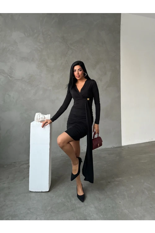 Kadın Siyah V Yaka Toka Ve Büzgü Detaylı Elbise HZL25W-FRY122611