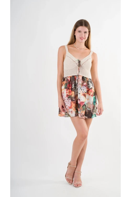 Kadın Yeşil Desenli Saten Yüzeyli V Yaka Halka Detaylı Kuşaklı Mini Elbise HZL24S-YY250