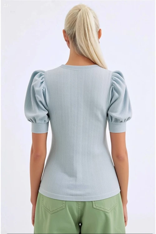 Kadın Açık Mavi Kare Yaka Örme Bluz HZL22W-BD104091