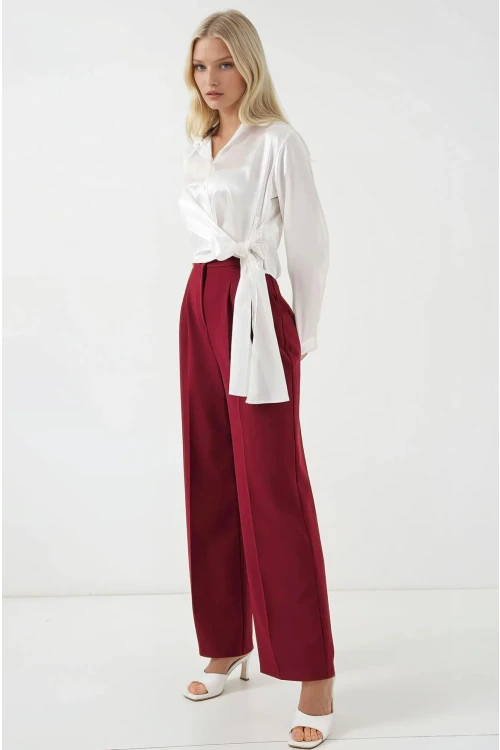 Kadın Beyaz Bağlama Detaylı Saten Yüzeyli Gömlek HZL25S-BD1202871