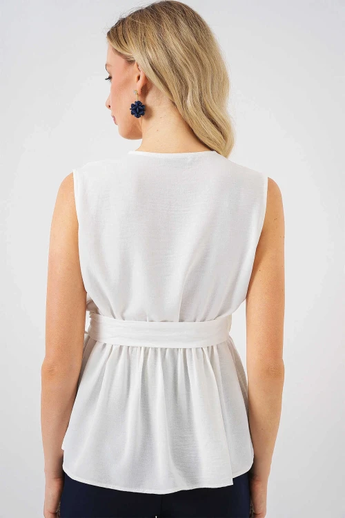 Kadın Beyaz Kruvaze Yaka Beli Lastikli Kuşaklı Bluz HZL25S-BD19661