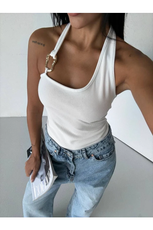 Kadın Beyaz Ottoman Kumaş Halter Yaka Toka Detay Bluz HZL26W-FRY123321
