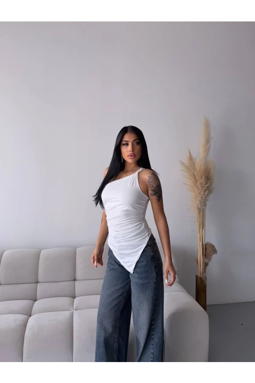 Kadın Beyaz Tek Omuz Asimetrik Kesim Sandy Bluz HZL25S-FRY123241