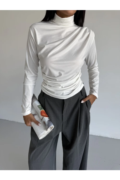 Kadın Beyaz Uzun Kollu Drape Detaylı Boğazlı Sandy Bluz HZL25W-FRY123301